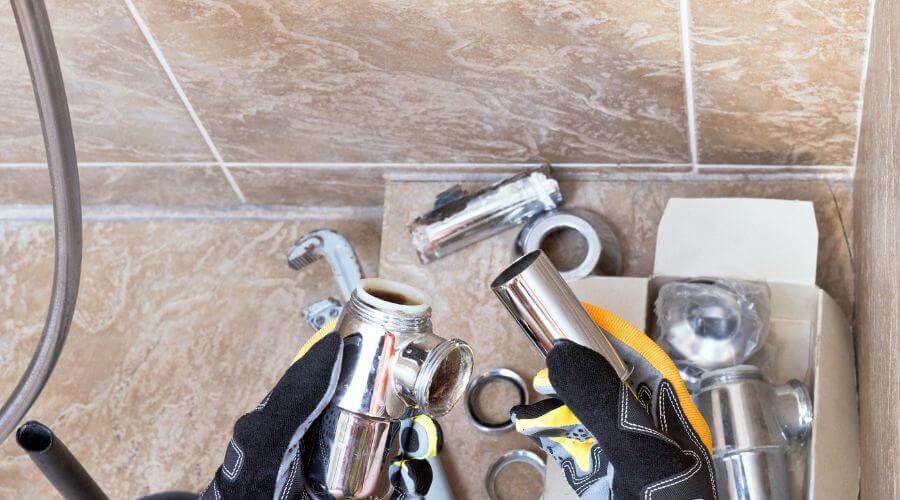 Professional gutter cleaning in Cheltenham, PA